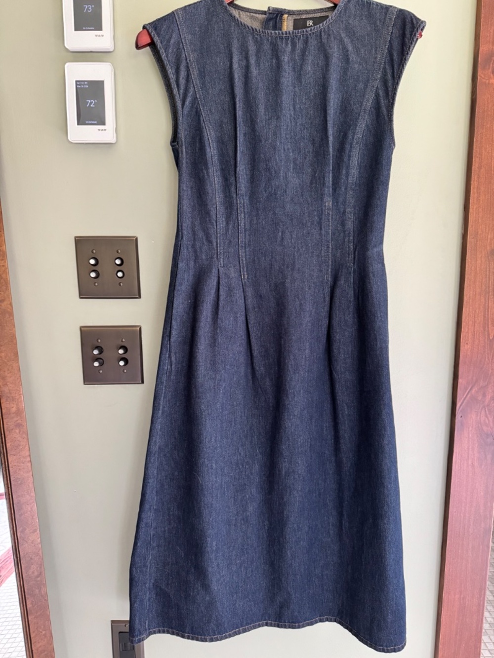 Like New Banana Republic Denim Sleeveless Dress - Size 2